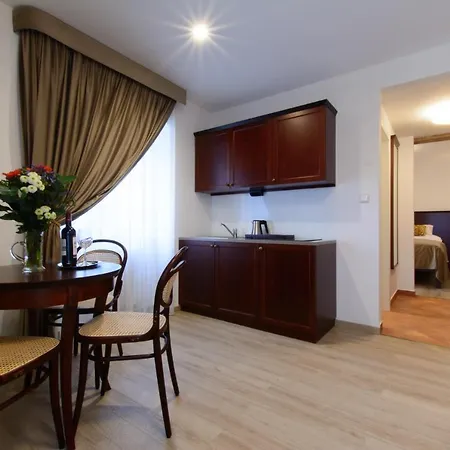 Apartment Lovecky Zamek Karlstejn *