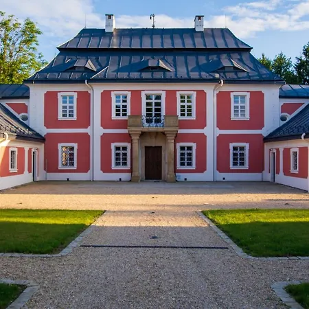 Lovecky Zamek Karlstejn