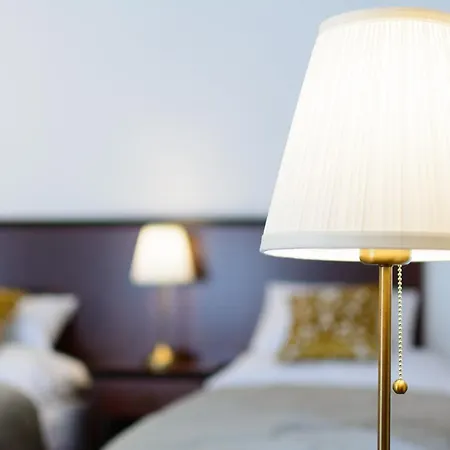 Lovecky Zamek Karlstejn Lejlighed Svratouch